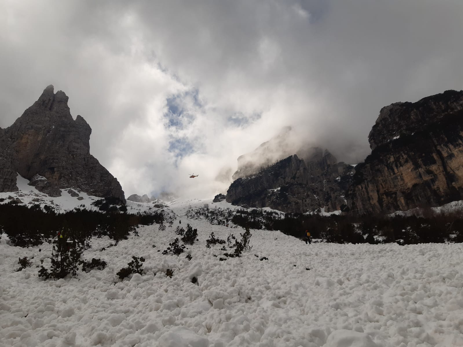 valanga_piccole_dolomiti_maggio_19